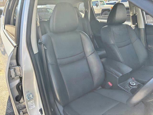 エクストレイル ２０Ｘ　ハイブリッド　エマージェンシーブレーキＰ　４ＷＤ　禁煙車　純正ＳＤナビ　バックカメラ　Ｂｌｕｅｔｏｏｔｈ　フルセグＴＶ　シートヒーター　オートエアコン　ルーフレール　ＥＴＣ　純正１７インチアルミホイール　スマートキー　電動格納ミラー（52枚目）