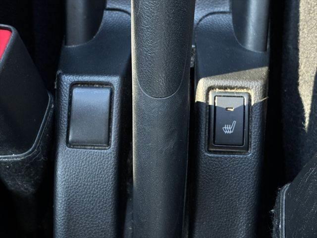 スイフト ＲＳｔ　純正メモリーナビ　全周囲カメラ　シートヒーター　フルセグＴＶ　ＢＢＳアルミホイール　ＨＫＳマフラー　ＥＴＣ　Ｂｌｕｅｔｏｏｔｈ　パドルシフト　ＬＥＤヘッドライト　スマートキー　電動格納ミラー（7枚目）