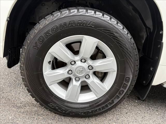 ランドクルーザープラド TX 4WD ディーゼル サンルーフ SDナビ バックカメラ クルーズコントロール フルセグTV ブルートゥース スマートキー LEDヘッドライト ETC 純正17インチアルミホイール フォグ オートAC(16枚目)