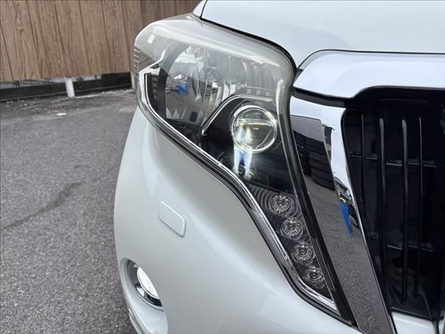 ランドクルーザープラド TX 4WD ディーゼル サンルーフ SDナビ バックカメラ クルーズコントロール フルセグTV ブルートゥース スマートキー LEDヘッドライト ETC 純正17インチアルミホイール フォグ オートAC(33枚目)