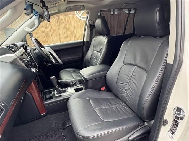 ランドクルーザープラド TX 4WD ディーゼル サンルーフ SDナビ バックカメラ クルーズコントロール フルセグTV ブルートゥース スマートキー LEDヘッドライト ETC 純正17インチアルミホイール フォグ オートAC(35枚目)