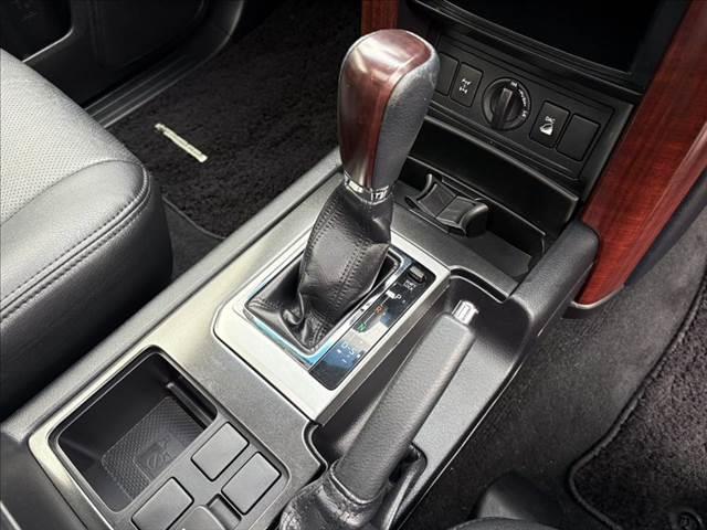ランドクルーザープラド TX 4WD ディーゼル サンルーフ SDナビ バックカメラ クルーズコントロール フルセグTV ブルートゥース スマートキー LEDヘッドライト ETC 純正17インチアルミホイール フォグ オートAC(37枚目)