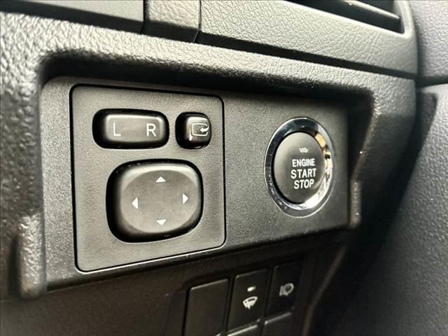 ランドクルーザープラド TX 4WD 純正SDナビ バックカメラ Bluetooth フルセグTV 禁煙車 LEDヘッドライト スマートキー 盗難防止装置 LEDヘッドライト コーナーセンサー ヘッドライトウォッシャー(7枚目)