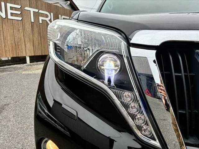 ランドクルーザープラド TX 4WD 純正SDナビ バックカメラ Bluetooth フルセグTV 禁煙車 LEDヘッドライト スマートキー 盗難防止装置 LEDヘッドライト コーナーセンサー ヘッドライトウォッシャー(33枚目)