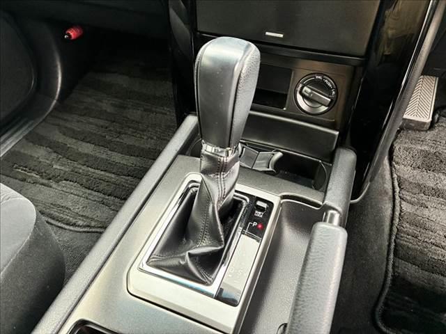 ランドクルーザープラド TX 4WD 純正SDナビ バックカメラ Bluetooth フルセグTV 禁煙車 LEDヘッドライト スマートキー 盗難防止装置 LEDヘッドライト コーナーセンサー ヘッドライトウォッシャー(38枚目)