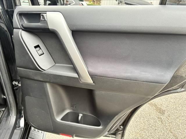 ランドクルーザープラド TX 4WD 純正SDナビ バックカメラ Bluetooth フルセグTV 禁煙車 LEDヘッドライト スマートキー 盗難防止装置 LEDヘッドライト コーナーセンサー ヘッドライトウォッシャー(56枚目)