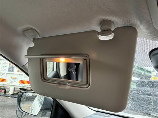 エクストレイル 20X ハイブリッド エマージェンシーブレーキP NISMOフルエアロ 4WD 本革シート 禁煙車 純正SDナビ バックカメラ フルセグ Bluetooth LEDヘッドライト シートヒーター 衝突軽減ブレーキ ETC スマートキー オートエアコン(46枚目)