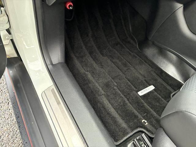 エクストレイル 20X ハイブリッド エマージェンシーブレーキP NISMOフルエアロ 4WD 本革シート 禁煙車 純正SDナビ バックカメラ フルセグ Bluetooth LEDヘッドライト シートヒーター 衝突軽減ブレーキ ETC スマートキー オートエアコン(50枚目)