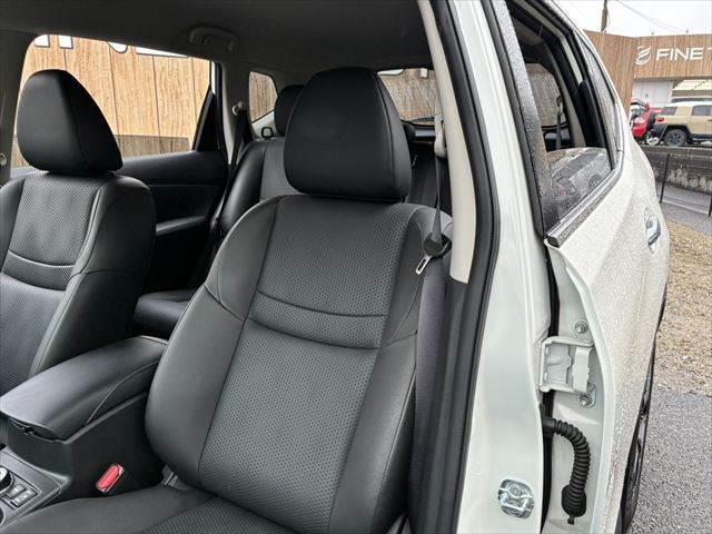 エクストレイル 20X ハイブリッド エマージェンシーブレーキP NISMOフルエアロ 4WD 本革シート 禁煙車 純正SDナビ バックカメラ フルセグ Bluetooth LEDヘッドライト シートヒーター 衝突軽減ブレーキ ETC スマートキー オートエアコン(59枚目)