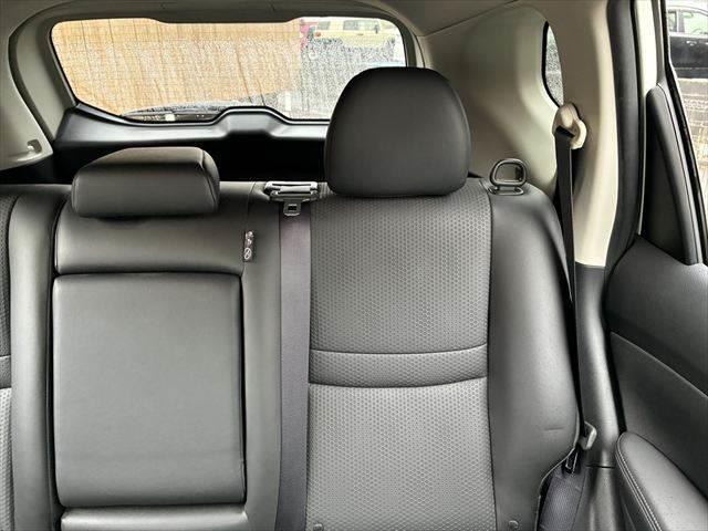 エクストレイル 20X ハイブリッド エマージェンシーブレーキP NISMOフルエアロ 4WD 本革シート 禁煙車 純正SDナビ バックカメラ フルセグ Bluetooth LEDヘッドライト シートヒーター 衝突軽減ブレーキ ETC スマートキー オートエアコン(62枚目)