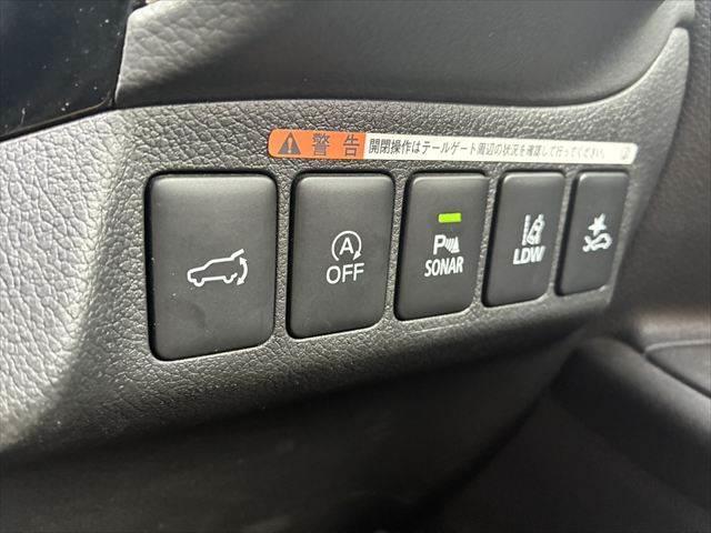 ☆電動リアゲート　アイドリングストップ　クリアランスソナー　レーンキープアシスト　衝突軽減ブレーキ