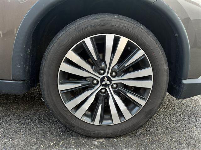 ☆純正１８インチアルミホイール