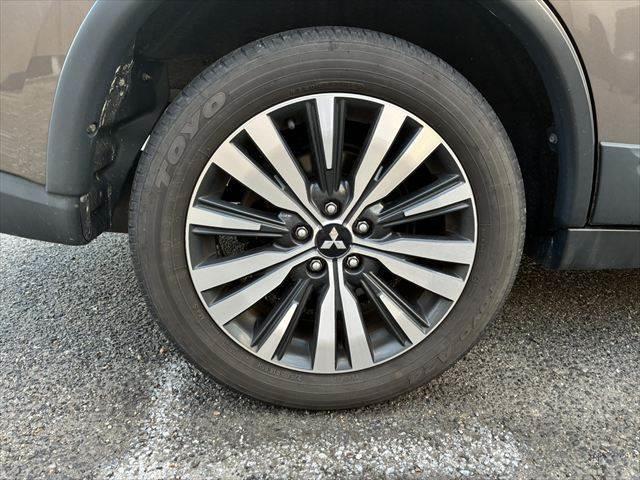 ☆純正１８インチアルミホイール