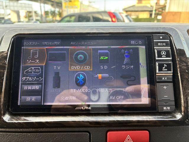 ハイエースバン スーパーGL ダークプライムII メモリーナビ 衝突軽減ブレーキ レーンキープアシスト バックカメラ Bluetooth フルセグTV 両側スライドドア LEDヘッドライト ETC スマートキー ハーフレザーシート クリアランスソナー(5枚目)