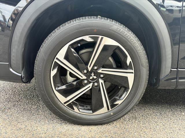 エクリプスクロスPHEV P 4WD 純正メモリーナビ 全方位カメラ レーダークルーズコントロール 1500W給電 シートヒーター フルセグTV Bluetooth ハーフレザーシート パワーシート LEDヘッドライト(27枚目)