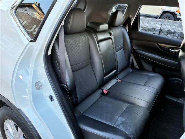 ☆運転席側２列目シート