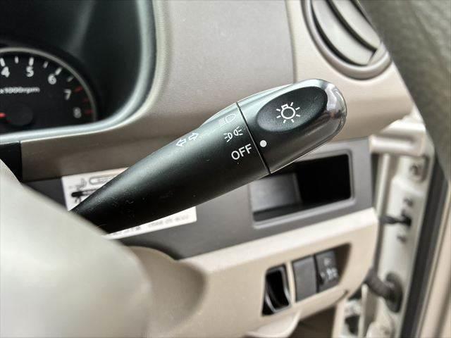 エブリイ ジョインターボ　Ｂｌｕｅｔｏｏｔｈ　フルセグテレビ　ＥＴＣ　ＨＩＤヘッドライト　キーレス　運転席エアバッグ　助手席エアバッグ　電動格納ミラー　パワーウィンドウ　パワーステアリング　アンチロックブレーキシステム（30枚目）