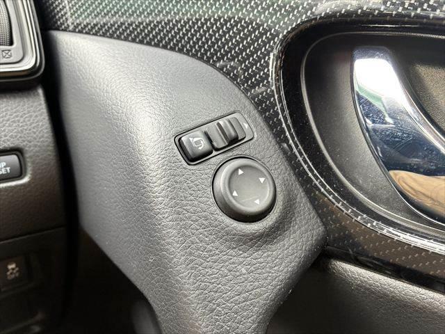 ☆電動格納ミラースイッチ