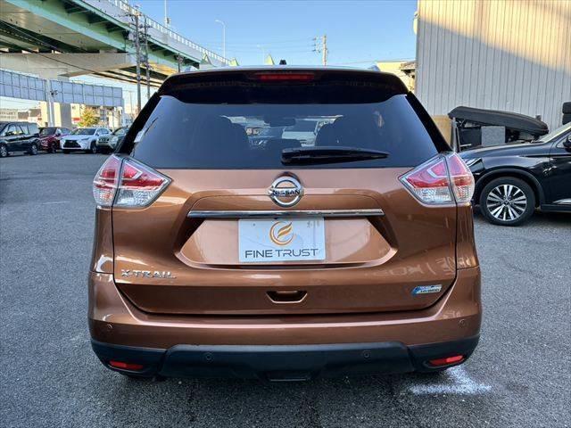 エクストレイル ２０Ｘ　ハイブリッド　エマージェンシーブレーキＰ　サンルーフ　４ＷＤ　アラウンドビューモニター　本革シート　ＥＴＣ　ＬＥＤヘッドライト　純正ＳＤナビ　スマートキー　ヒルディセントコントロール　シートヒーター　純正１７インチアルミ　電動格納ミラー（18枚目）