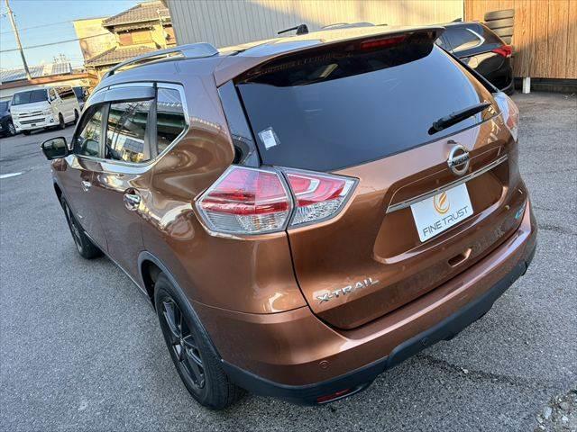 エクストレイル ２０Ｘ　ハイブリッド　エマージェンシーブレーキＰ　サンルーフ　４ＷＤ　アラウンドビューモニター　本革シート　ＥＴＣ　ＬＥＤヘッドライト　純正ＳＤナビ　スマートキー　ヒルディセントコントロール　シートヒーター　純正１７インチアルミ　電動格納ミラー（19枚目）