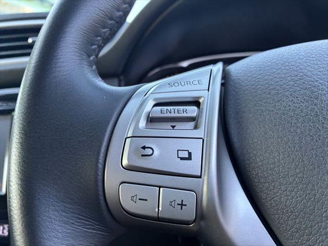 エクストレイル ２０Ｘ　ハイブリッド　エマージェンシーブレーキＰ　サンルーフ　４ＷＤ　アラウンドビューモニター　本革シート　ＥＴＣ　ＬＥＤヘッドライト　純正ＳＤナビ　スマートキー　ヒルディセントコントロール　シートヒーター　純正１７インチアルミ　電動格納ミラー（38枚目）