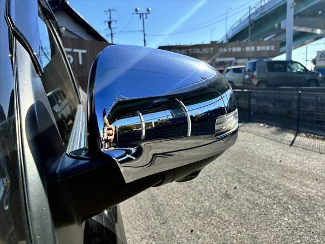 アウトランダーＰＨＥＶ Ｇナビパッケージ　４ＷＤ　純正ＳＤナビ　バックカメラ　禁煙車　衝突軽減ブレーキ　フルセグＴＶ　レーダークルーズコントロール　Ｂｌｕｅｔｏｏｔｈ　ＨＩＤヘッドライト　シートヒーター　スマートキー　ＭＴモード付シフト（27枚目）