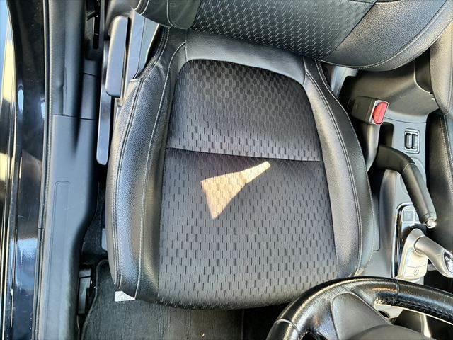 アウトランダーＰＨＥＶ Ｇナビパッケージ　４ＷＤ　純正ＳＤナビ　バックカメラ　禁煙車　衝突軽減ブレーキ　フルセグＴＶ　レーダークルーズコントロール　Ｂｌｕｅｔｏｏｔｈ　ＨＩＤヘッドライト　シートヒーター　スマートキー　ＭＴモード付シフト（54枚目）