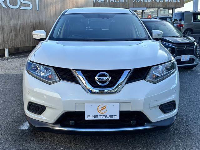 エクストレイル ２０Ｘ　ハイブリッド　エマージェンシーブレーキＰ　４ＷＤ　禁煙車　純正メモリーナビ　バックカメラ　フルセグＴＶ　　Ｂｌｕｅｔｏｏｔｈ対応　ＵＳＢポート　衝突軽減ブレーキ　シートヒーター　ＬＥＤヘッドライト　電動格納ミラー　盗難防止装置　スマートキー（14枚目）