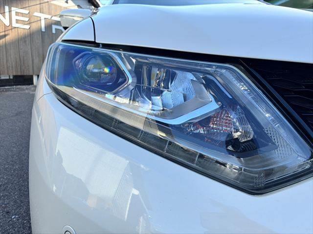 エクストレイル ２０Ｘ　ハイブリッド　エマージェンシーブレーキＰ　４ＷＤ　禁煙車　純正メモリーナビ　バックカメラ　フルセグＴＶ　　Ｂｌｕｅｔｏｏｔｈ対応　ＵＳＢポート　衝突軽減ブレーキ　シートヒーター　ＬＥＤヘッドライト　電動格納ミラー　盗難防止装置　スマートキー（22枚目）