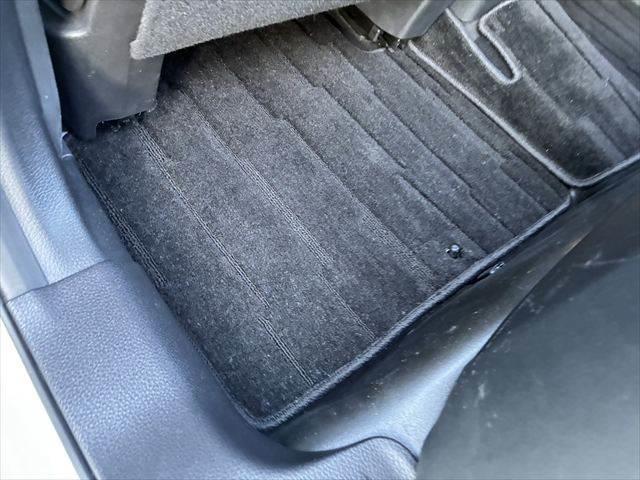 エクストレイル ２０Ｘ　ハイブリッド　エマージェンシーブレーキＰ　４ＷＤ　禁煙車　純正メモリーナビ　バックカメラ　フルセグＴＶ　　Ｂｌｕｅｔｏｏｔｈ対応　ＵＳＢポート　衝突軽減ブレーキ　シートヒーター　ＬＥＤヘッドライト　電動格納ミラー　盗難防止装置　スマートキー（46枚目）