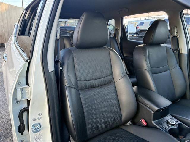 エクストレイル ２０Ｘ　ハイブリッド　エマージェンシーブレーキＰ　４ＷＤ　禁煙車　純正メモリーナビ　バックカメラ　フルセグＴＶ　　Ｂｌｕｅｔｏｏｔｈ対応　ＵＳＢポート　衝突軽減ブレーキ　シートヒーター　ＬＥＤヘッドライト　電動格納ミラー　盗難防止装置　スマートキー（48枚目）