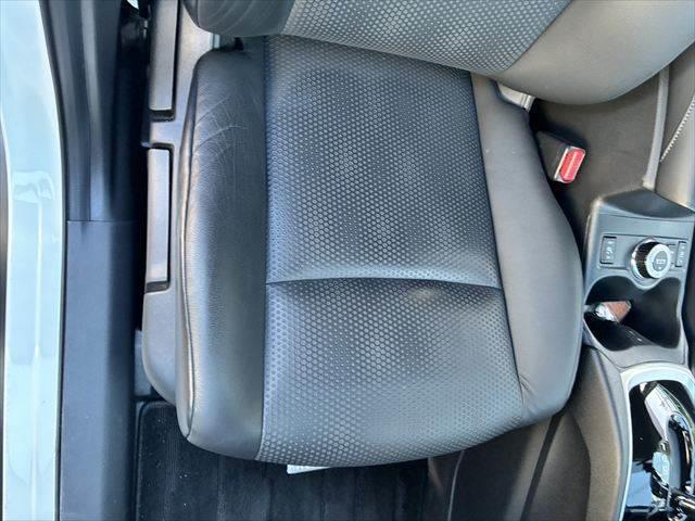 エクストレイル ２０Ｘ　ハイブリッド　エマージェンシーブレーキＰ　４ＷＤ　禁煙車　純正メモリーナビ　バックカメラ　フルセグＴＶ　　Ｂｌｕｅｔｏｏｔｈ対応　ＵＳＢポート　衝突軽減ブレーキ　シートヒーター　ＬＥＤヘッドライト　電動格納ミラー　盗難防止装置　スマートキー（49枚目）