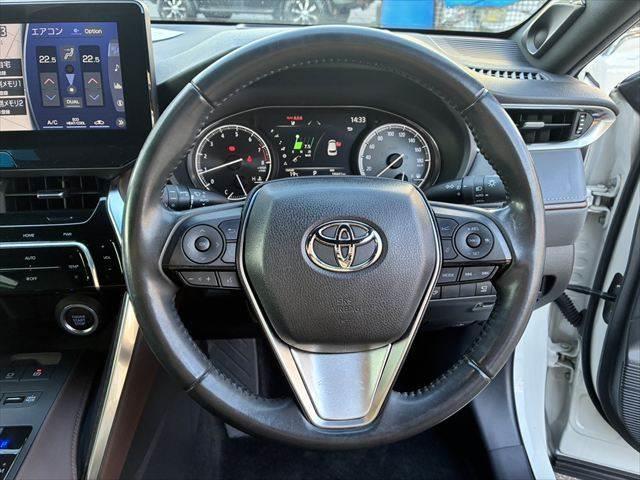 ハリアー Ｚ　禁煙車　１２．３インチ純正ナビ　全方位カメラ（12枚目）