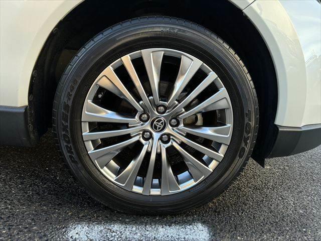 ハリアー Ｚ　禁煙車　１２．３インチ純正ナビ　全方位カメラ（15枚目）