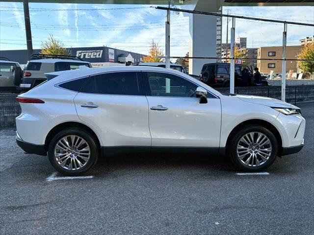 ハリアー Ｚ　禁煙車　１２．３インチ純正ナビ　全方位カメラ（18枚目）