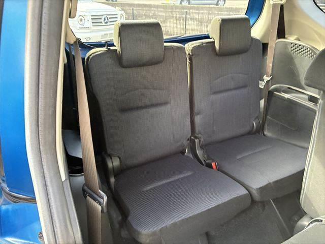 シエンタ G 純正SDナビ バックカメラ 両側パワースライドドア 衝突軽減ブレーキ シートヒーター ETC フルセグTV Bluetooth スマートキー LEDヘッドライト オートマチックハイビーム(11枚目)