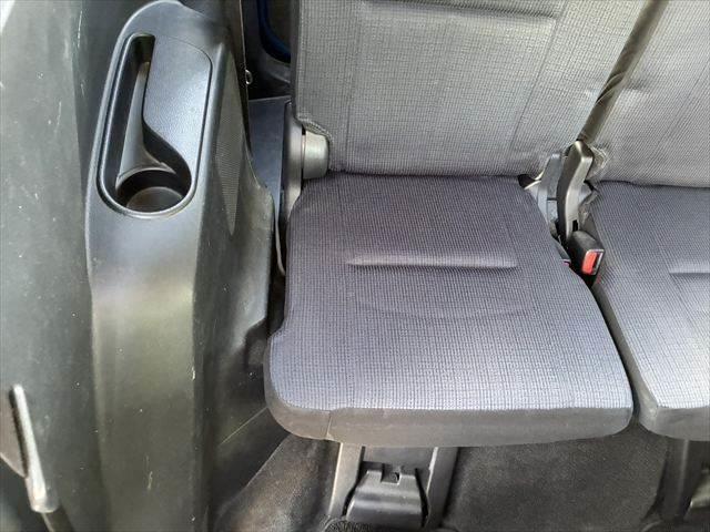 シエンタ G 純正SDナビ バックカメラ 両側パワースライドドア 衝突軽減ブレーキ シートヒーター ETC フルセグTV Bluetooth スマートキー LEDヘッドライト オートマチックハイビーム(63枚目)