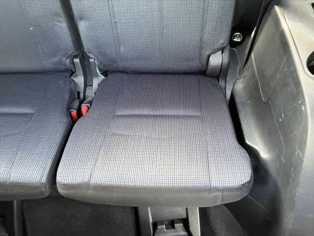 シエンタ G 純正SDナビ バックカメラ 両側パワースライドドア 衝突軽減ブレーキ シートヒーター ETC フルセグTV Bluetooth スマートキー LEDヘッドライト オートマチックハイビーム(71枚目)