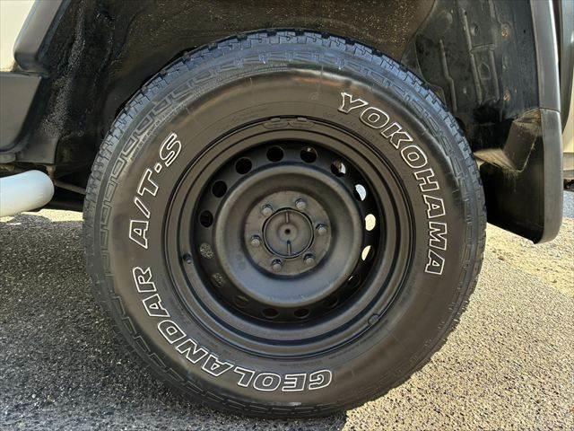 ＦＪクルーザー カラーパッケージ　Ａｕｄｉｓｏｎサウンド　４ＷＤ　禁煙車　バックカメラ　ヘッドレストモニター　クルーズコントロール　ＨＩＤヘッドライト　メモリーナビ　Ｂｌｕｅｔｏｏｔｈ　キーレス　コーナーセンサー　盗難防止装置（25枚目）