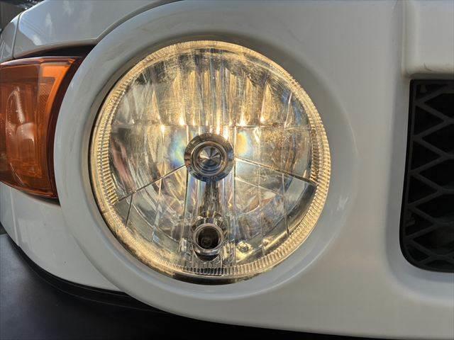 ＦＪクルーザー カラーパッケージ　Ａｕｄｉｓｏｎサウンド　４ＷＤ　禁煙車　バックカメラ　ヘッドレストモニター　クルーズコントロール　ＨＩＤヘッドライト　メモリーナビ　Ｂｌｕｅｔｏｏｔｈ　キーレス　コーナーセンサー　盗難防止装置（27枚目）