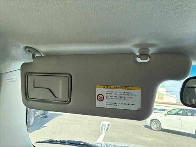 ＦＪクルーザー カラーパッケージ　Ａｕｄｉｓｏｎサウンド　４ＷＤ　禁煙車　バックカメラ　ヘッドレストモニター　クルーズコントロール　ＨＩＤヘッドライト　メモリーナビ　Ｂｌｕｅｔｏｏｔｈ　キーレス　コーナーセンサー　盗難防止装置（37枚目）
