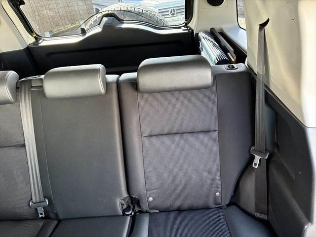 ＦＪクルーザー カラーパッケージ　Ａｕｄｉｓｏｎサウンド　４ＷＤ　禁煙車　バックカメラ　ヘッドレストモニター　クルーズコントロール　ＨＩＤヘッドライト　メモリーナビ　Ｂｌｕｅｔｏｏｔｈ　キーレス　コーナーセンサー　盗難防止装置（55枚目）