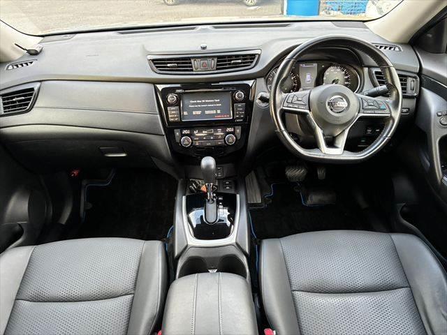 エクストレイル ２０Ｘｉ　ハイブリッド　エクストリーマーＸ　サンルーフ　４ＷＤ　禁煙車　純正ＳＤナビ　全周囲カメラ　レーダークルーズコントロール　デジタルインナーミラー　パワーバックドア　フルセグＴＶ　Ｂｌｕｅｔｏｏｔｈ　シートヒーター（3枚目）