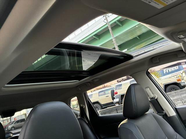 エクストレイル ２０Ｘｉ　ハイブリッド　エクストリーマーＸ　サンルーフ　４ＷＤ　禁煙車　純正ＳＤナビ　全周囲カメラ　レーダークルーズコントロール　デジタルインナーミラー　パワーバックドア　フルセグＴＶ　Ｂｌｕｅｔｏｏｔｈ　シートヒーター（4枚目）