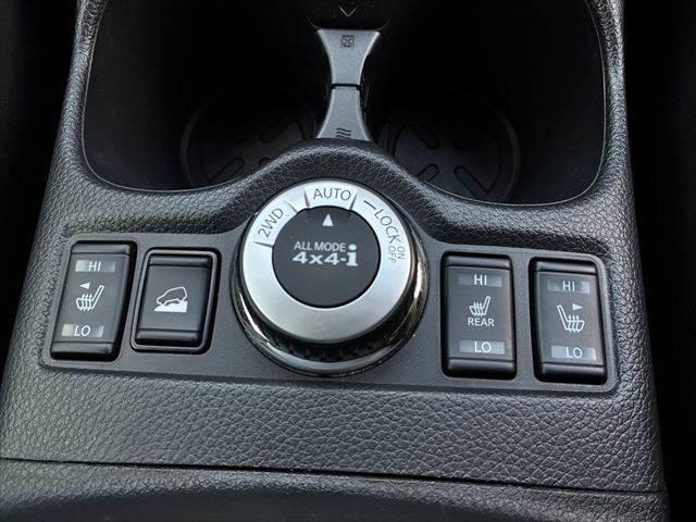 エクストレイル ２０Ｘｉ　ハイブリッド　エクストリーマーＸ　サンルーフ　４ＷＤ　禁煙車　純正ＳＤナビ　全周囲カメラ　レーダークルーズコントロール　デジタルインナーミラー　パワーバックドア　フルセグＴＶ　Ｂｌｕｅｔｏｏｔｈ　シートヒーター（6枚目）