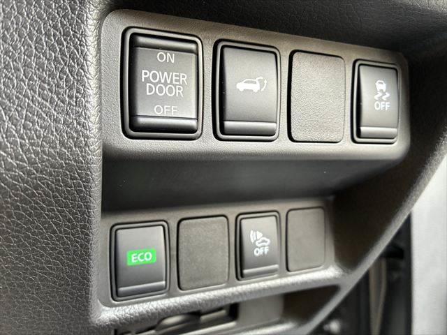 エクストレイル ２０Ｘｉ　ハイブリッド　エクストリーマーＸ　サンルーフ　４ＷＤ　禁煙車　純正ＳＤナビ　全周囲カメラ　レーダークルーズコントロール　デジタルインナーミラー　パワーバックドア　フルセグＴＶ　Ｂｌｕｅｔｏｏｔｈ　シートヒーター（7枚目）