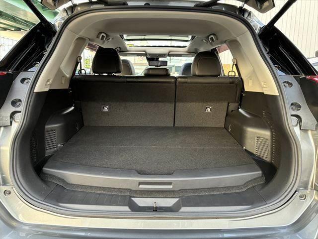 エクストレイル ２０Ｘｉ　ハイブリッド　エクストリーマーＸ　サンルーフ　４ＷＤ　禁煙車　純正ＳＤナビ　全周囲カメラ　レーダークルーズコントロール　デジタルインナーミラー　パワーバックドア　フルセグＴＶ　Ｂｌｕｅｔｏｏｔｈ　シートヒーター（10枚目）