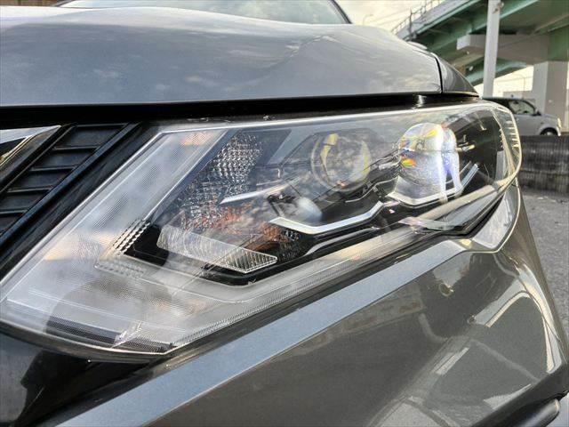 エクストレイル ２０Ｘｉ　ハイブリッド　エクストリーマーＸ　サンルーフ　４ＷＤ　禁煙車　純正ＳＤナビ　全周囲カメラ　レーダークルーズコントロール　デジタルインナーミラー　パワーバックドア　フルセグＴＶ　Ｂｌｕｅｔｏｏｔｈ　シートヒーター（12枚目）