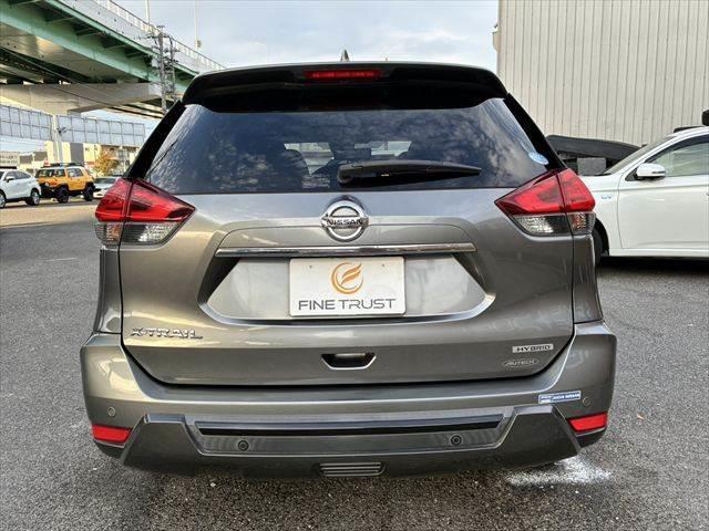 エクストレイル ２０Ｘｉ　ハイブリッド　エクストリーマーＸ　サンルーフ　４ＷＤ　禁煙車　純正ＳＤナビ　全周囲カメラ　レーダークルーズコントロール　デジタルインナーミラー　パワーバックドア　フルセグＴＶ　Ｂｌｕｅｔｏｏｔｈ　シートヒーター（19枚目）