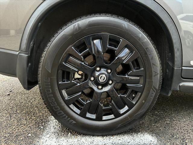 エクストレイル ２０Ｘｉ　ハイブリッド　エクストリーマーＸ　サンルーフ　４ＷＤ　禁煙車　純正ＳＤナビ　全周囲カメラ　レーダークルーズコントロール　デジタルインナーミラー　パワーバックドア　フルセグＴＶ　Ｂｌｕｅｔｏｏｔｈ　シートヒーター（28枚目）